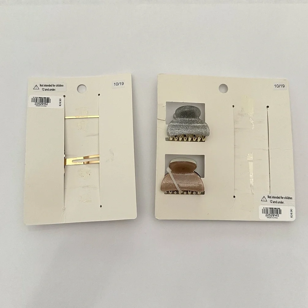 Express Miscellaneous Hair Clips in Gold 2019